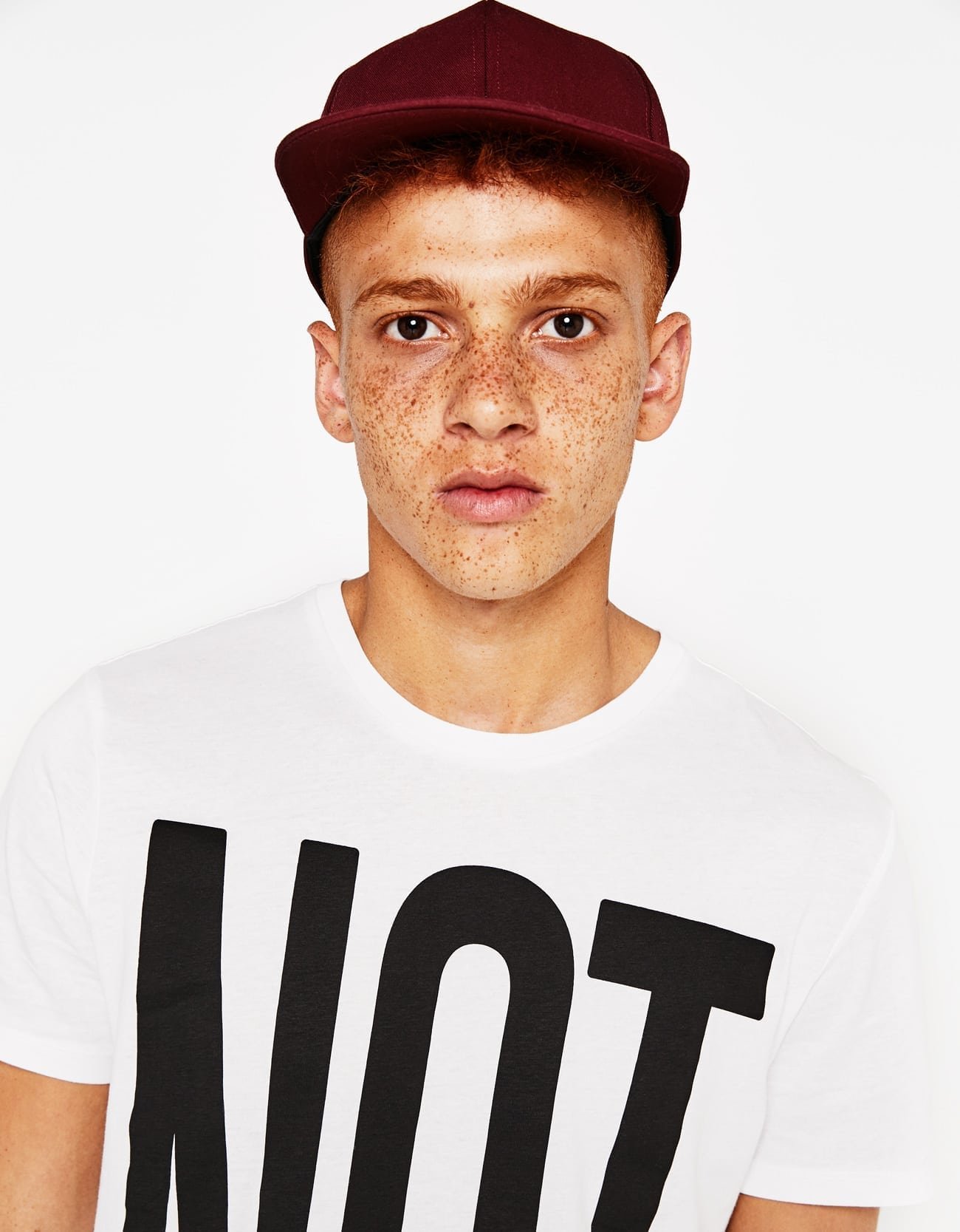 T-shirt With Slogan - Image 3